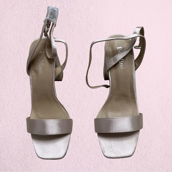 NIB Women’s work bridal heels Be Mine Wink Block Heel Satin Sandals Blush Size 7 - Picture 7 of 8